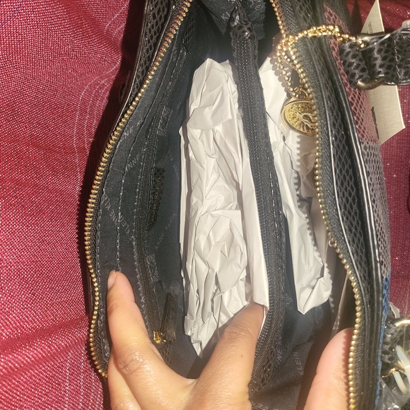 NWT ANNE KLEIN PATCHED SATCHEL - Picture 7 of 9